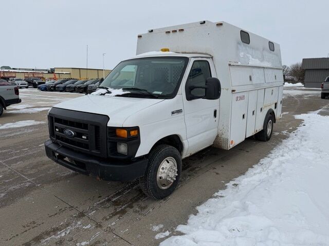 2009 FORD E-450