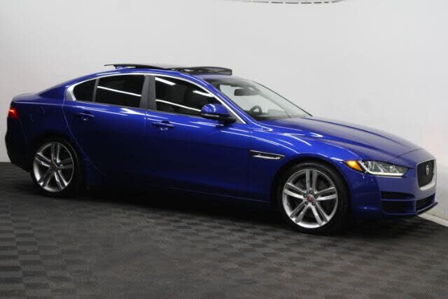 2017 JAGUAR XE