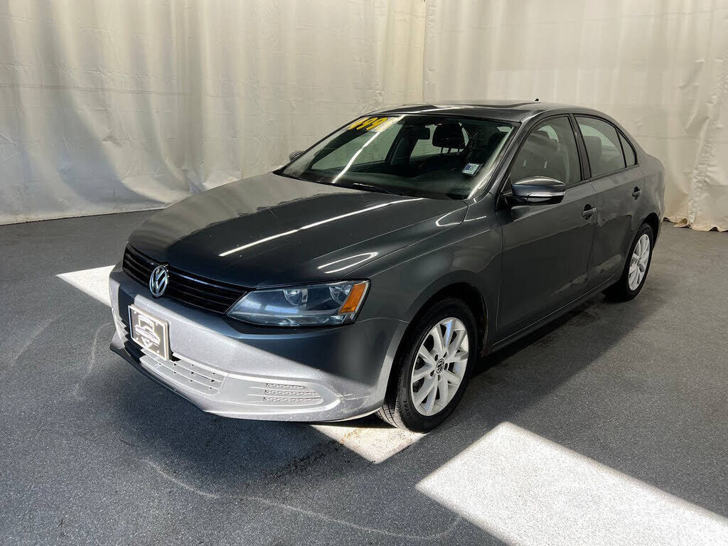 2011 VOLKSWAGEN Jetta