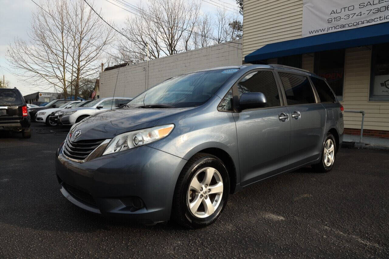 2014 TOYOTA Sienna