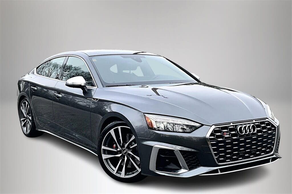 2022 AUDI S5