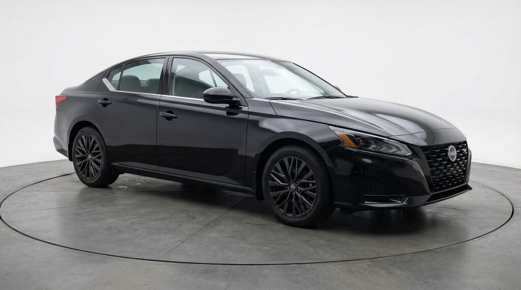 2025 NISSAN Altima
