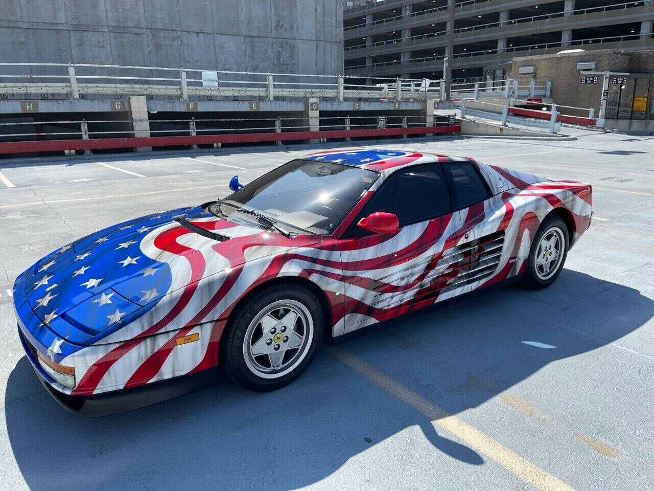 1989 FERRARI Testarossa