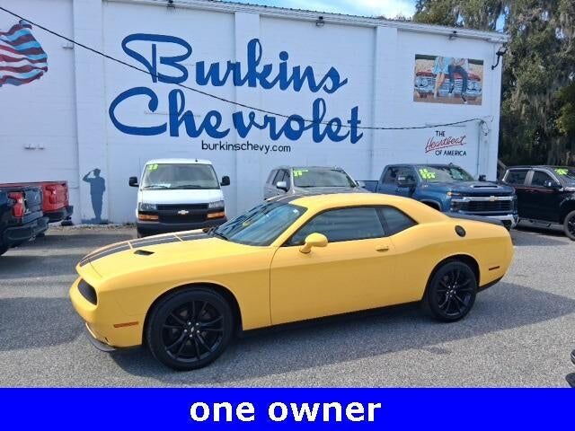 2017 DODGE Challenger