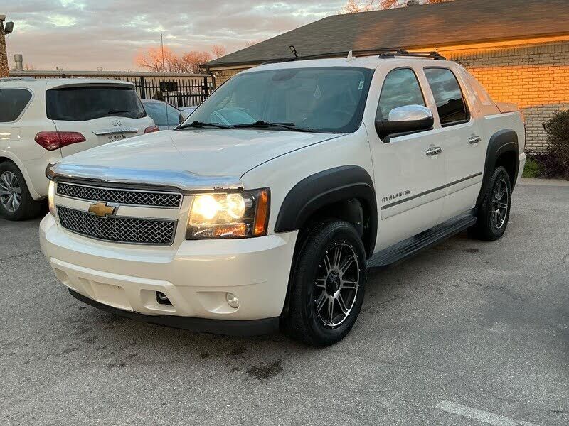 2012 CHEVROLET Avalanche