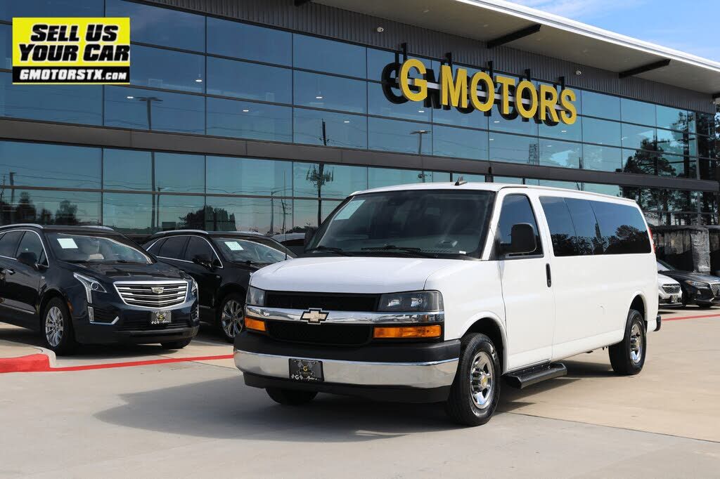 2019 CHEVROLET Express