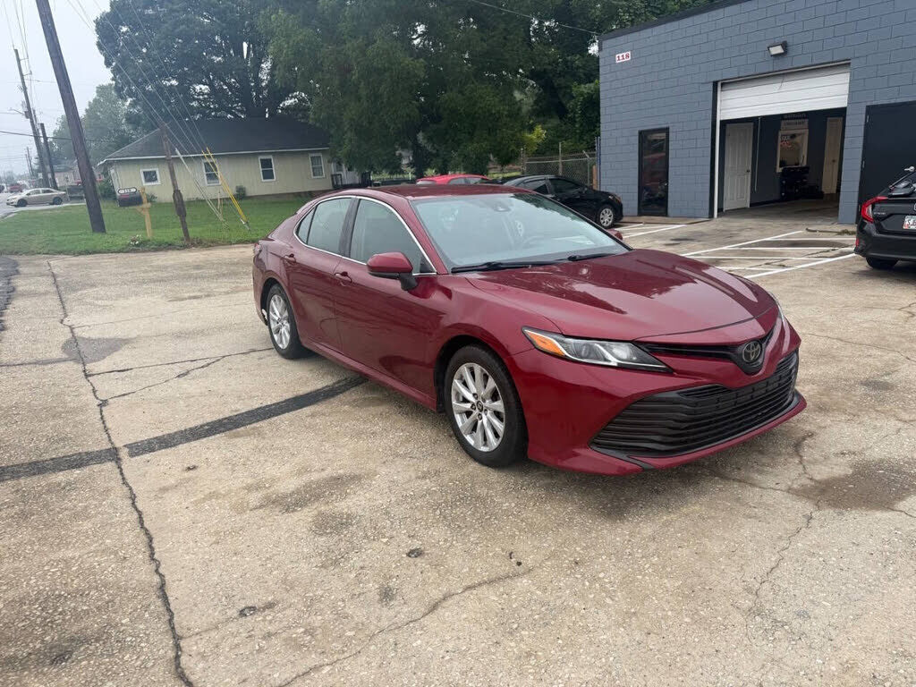 2019 TOYOTA Camry