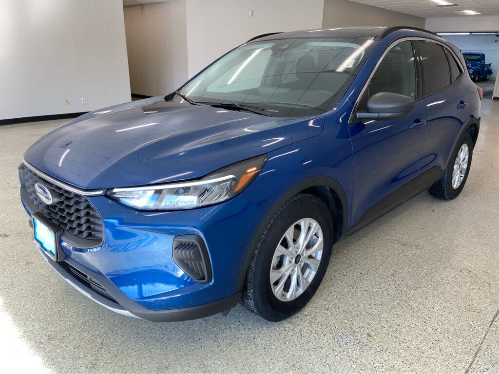 2023 FORD Escape