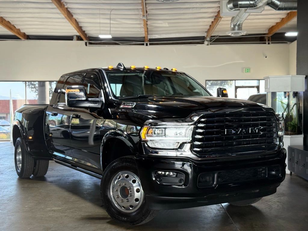 2023 RAM 3500
