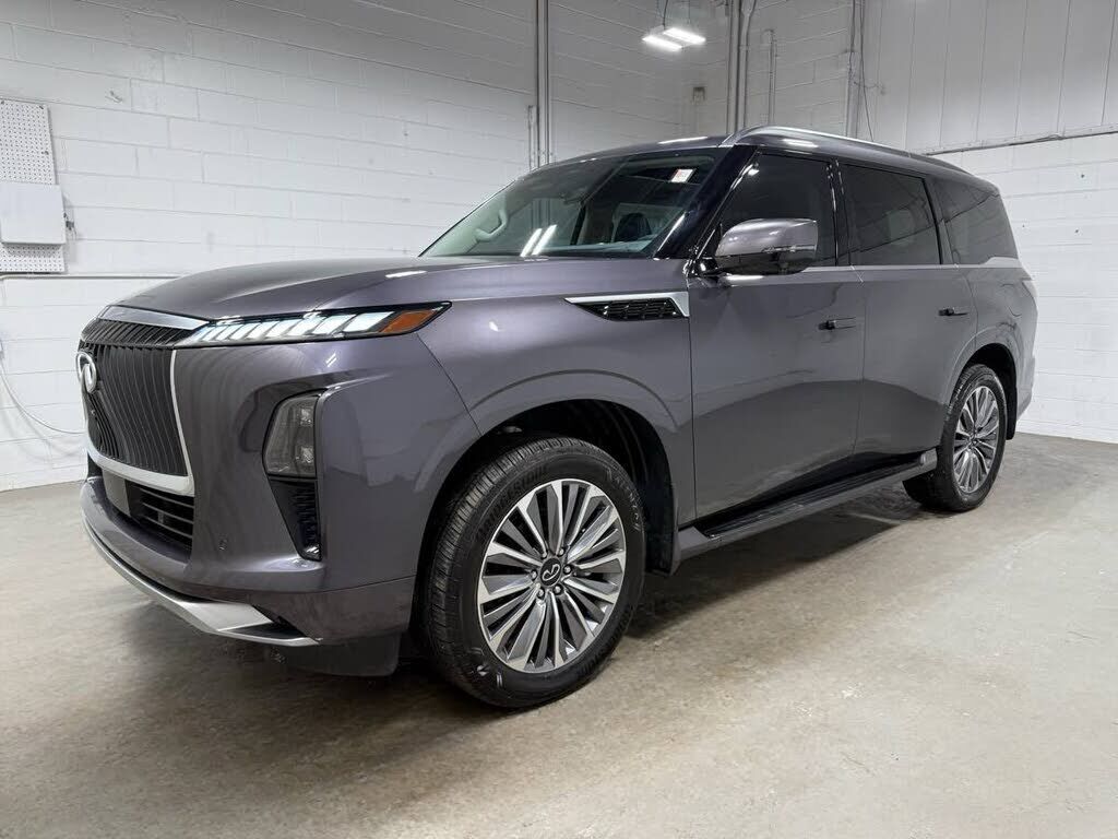2025 INFINITI QX80
