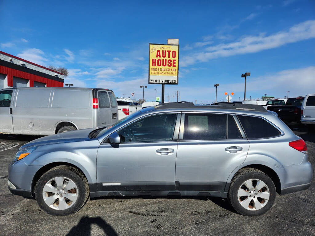 2012 SUBARU Outback