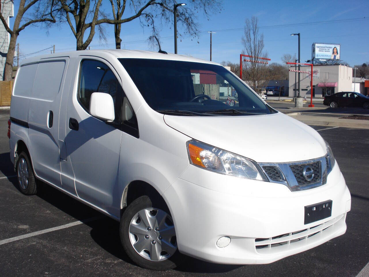 2018 NISSAN NV200