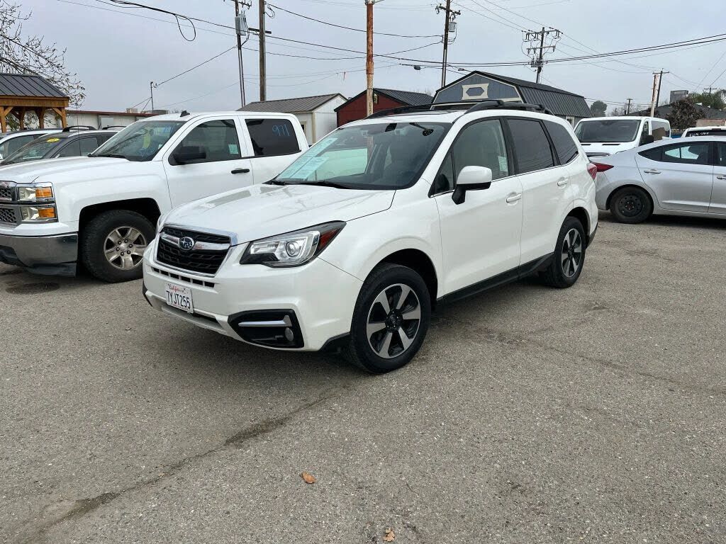 2017 SUBARU Forester