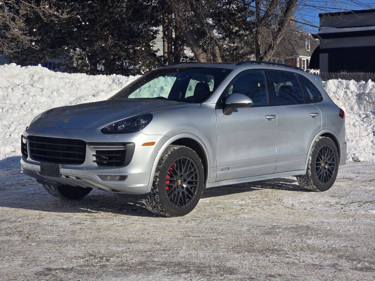 2017 PORSCHE Cayenne