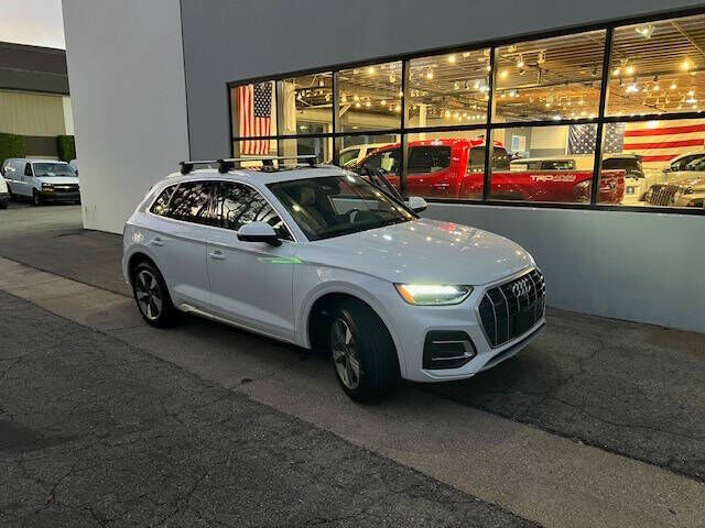 2022 AUDI Q5