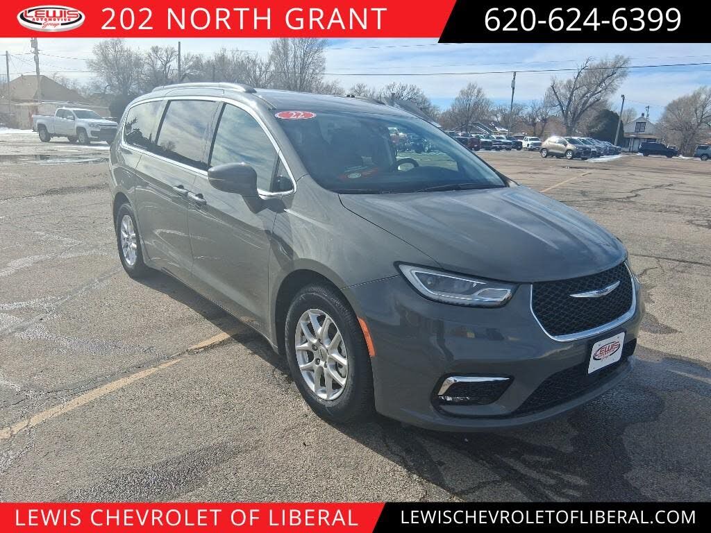2022 CHRYSLER Pacifica