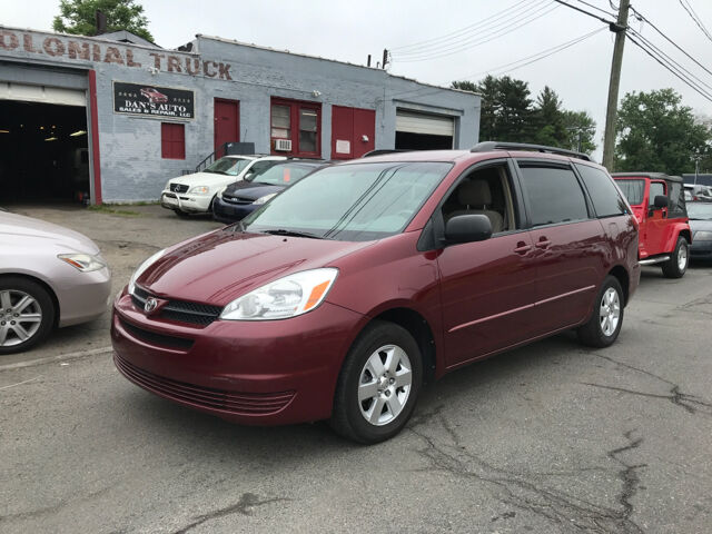 2004 TOYOTA Sienna