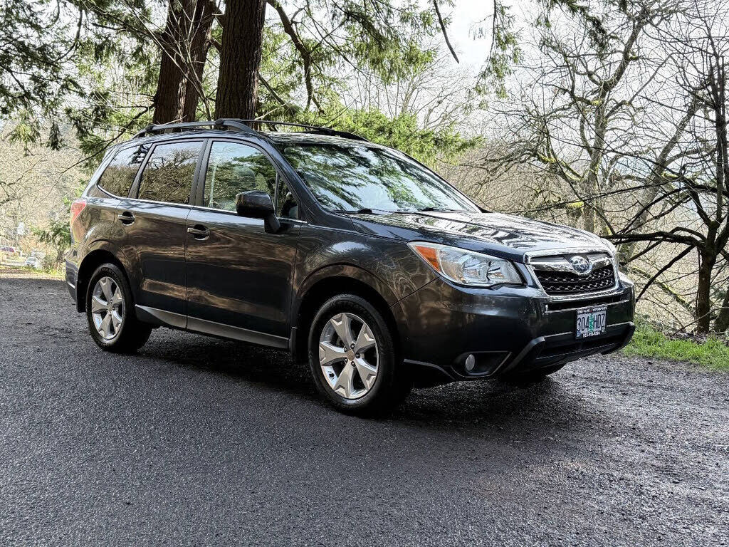 2015 SUBARU Forester