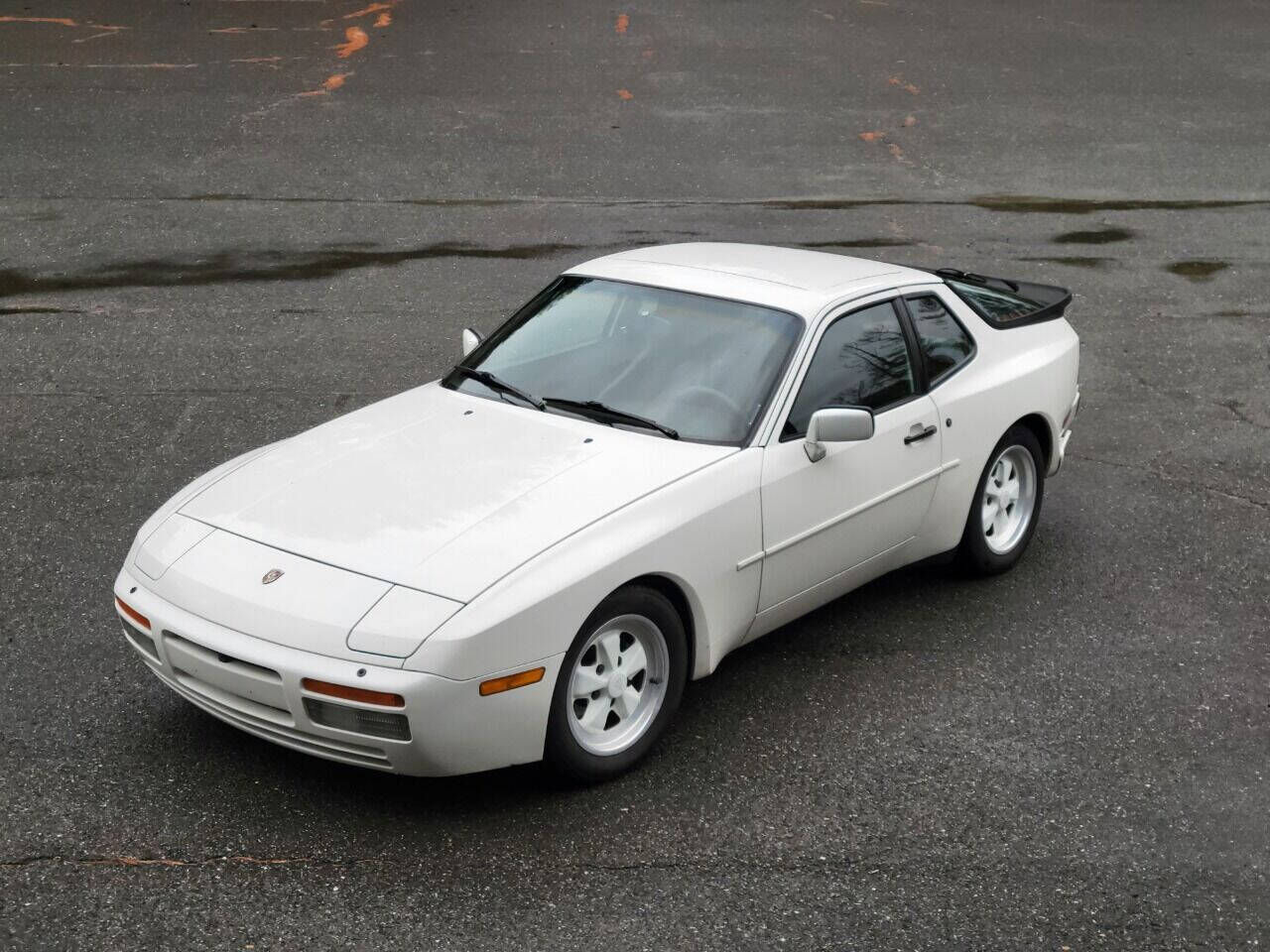 1986 PORSCHE 944