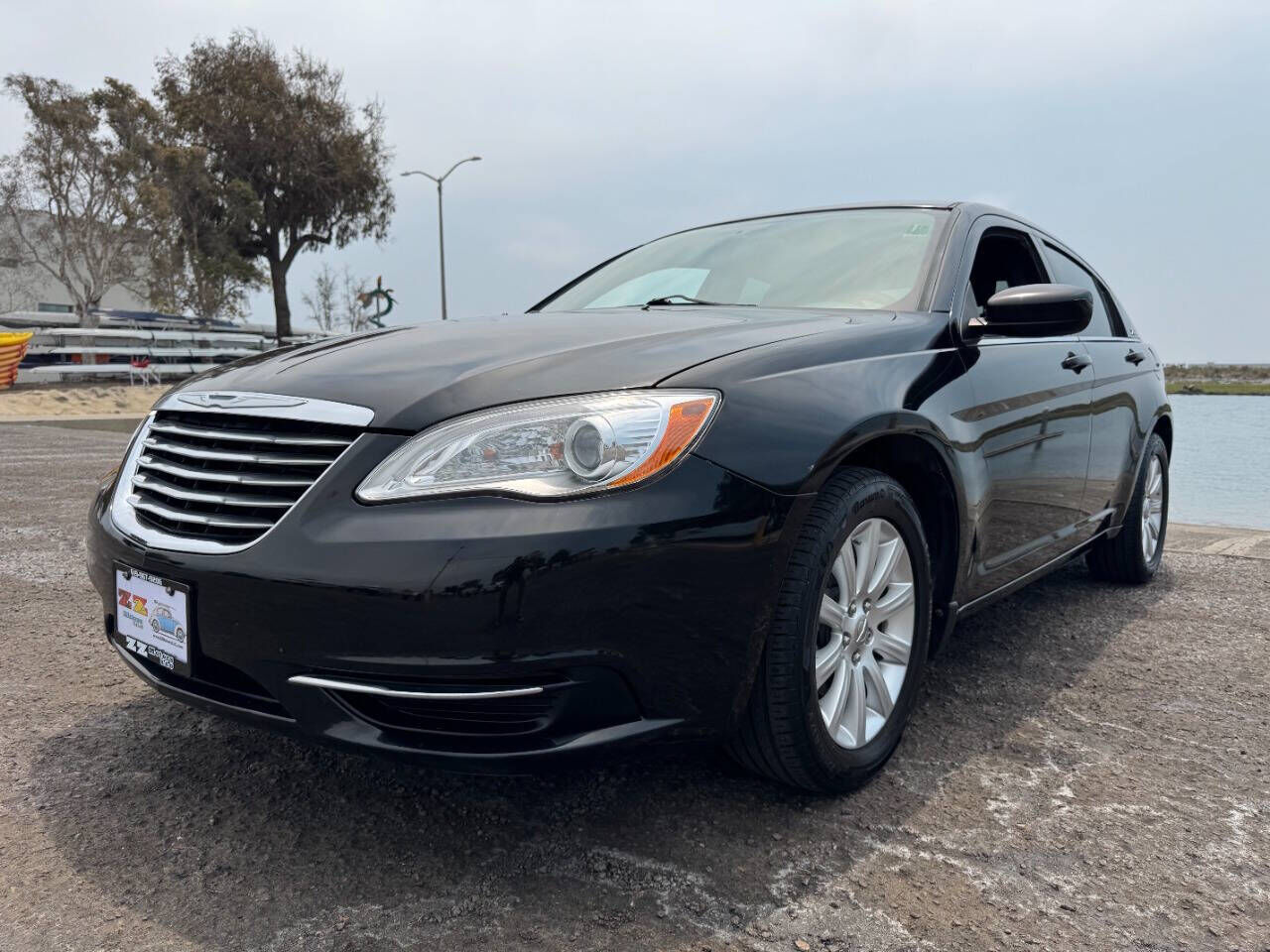 2013 CHRYSLER 200