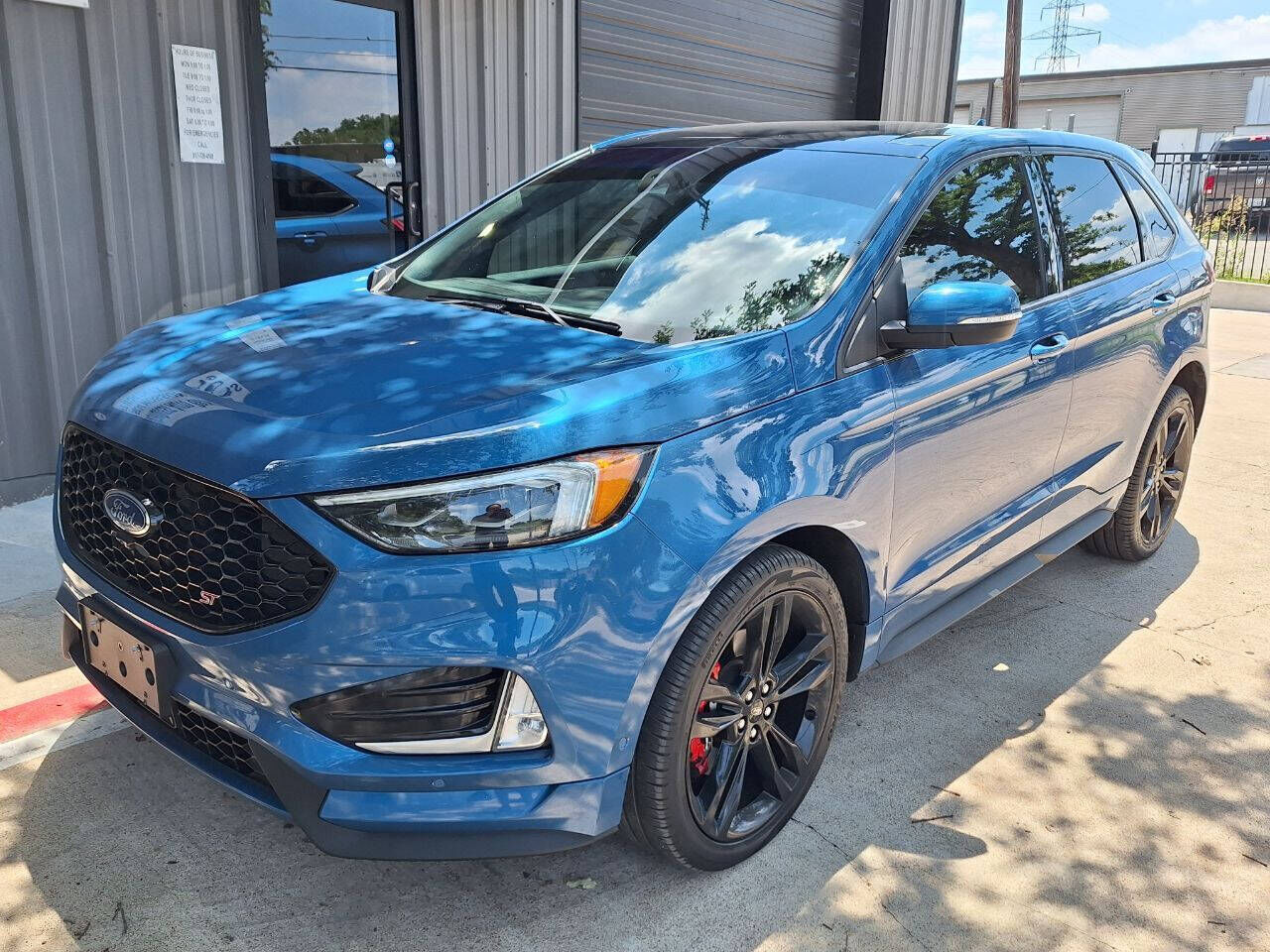 2019 FORD Edge