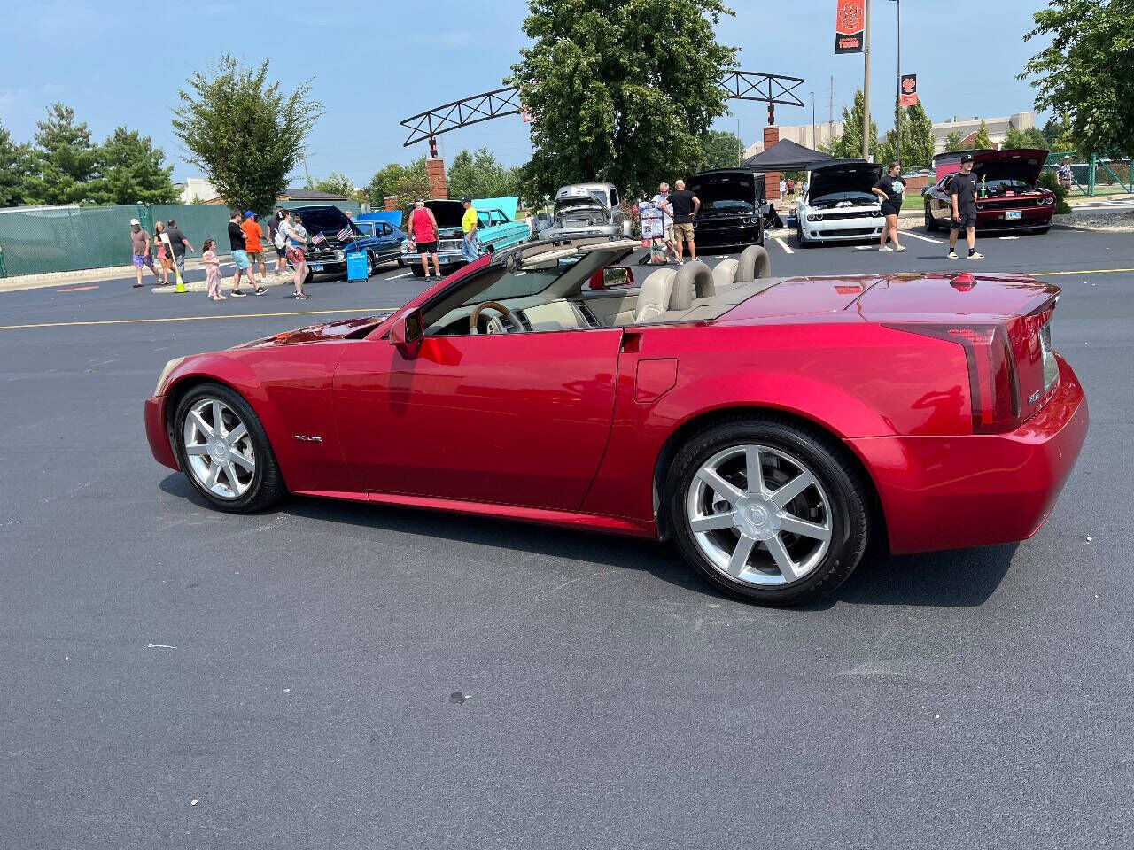2004 CADILLAC XLR