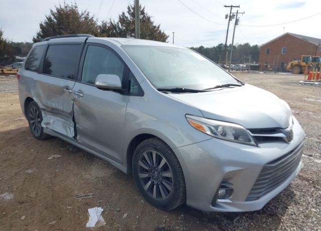 2019 TOYOTA Sienna