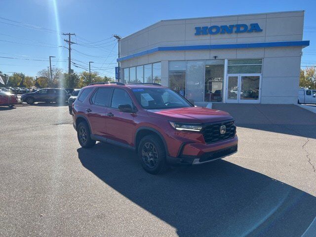 2025 HONDA Pilot