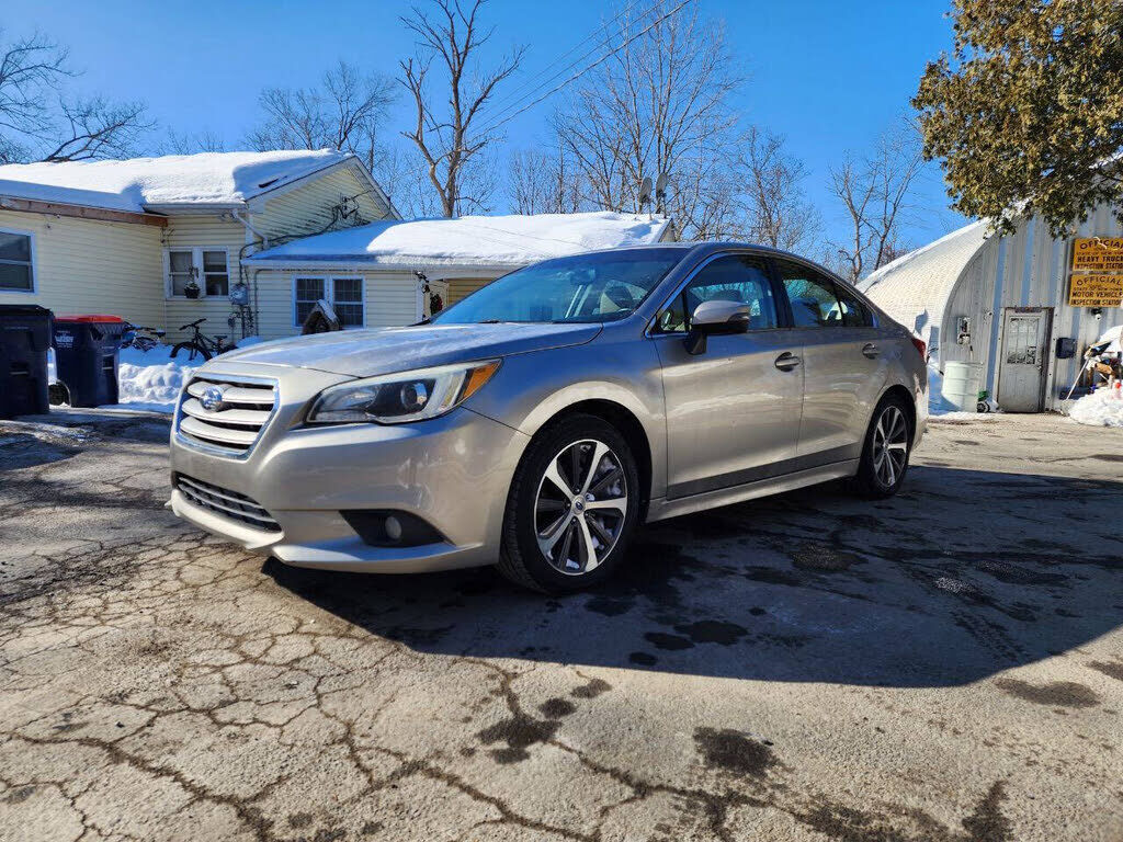 2015 SUBARU Legacy
