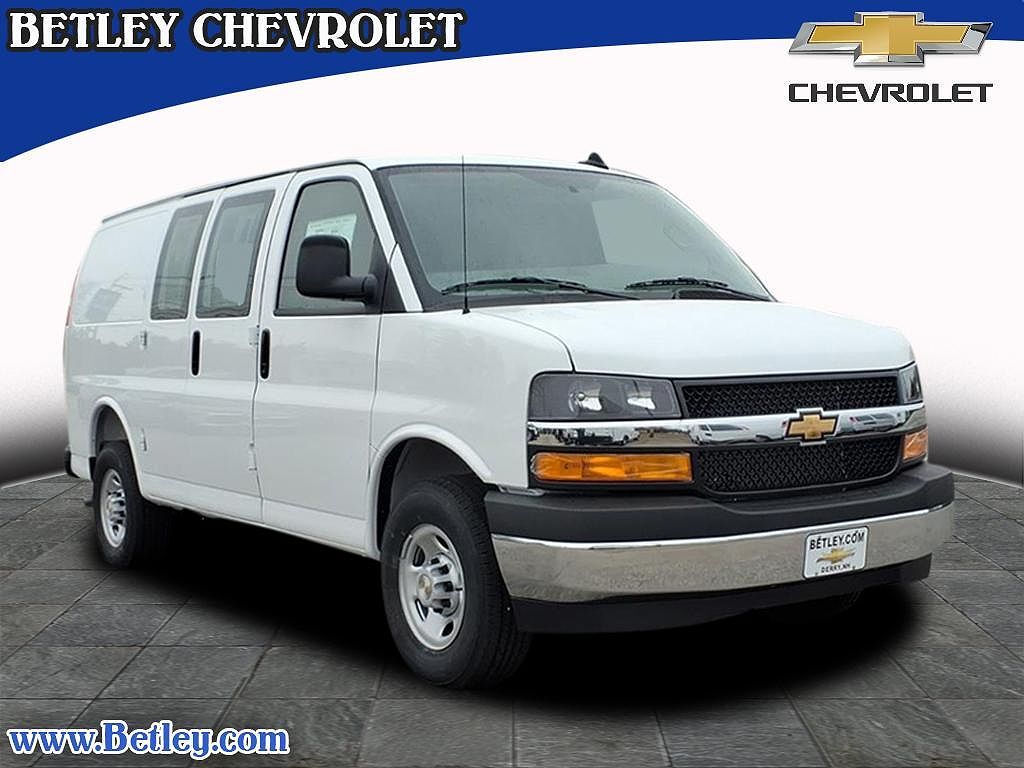 2025 CHEVROLET Express