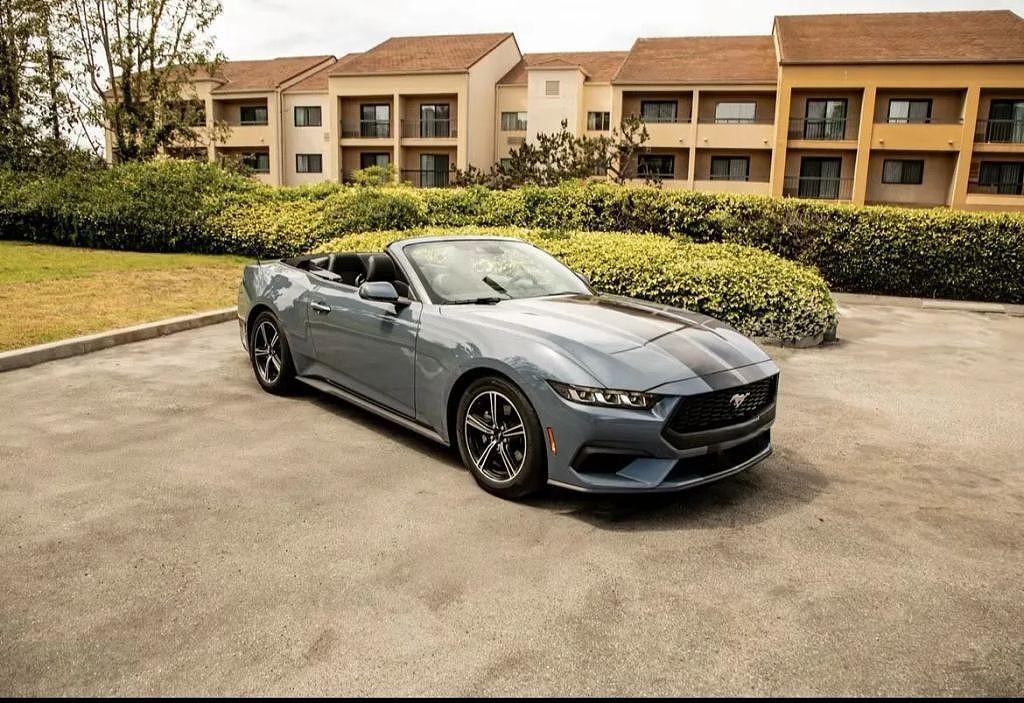 2024 FORD Mustang