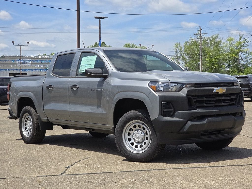 2025 CHEVROLET Colorado