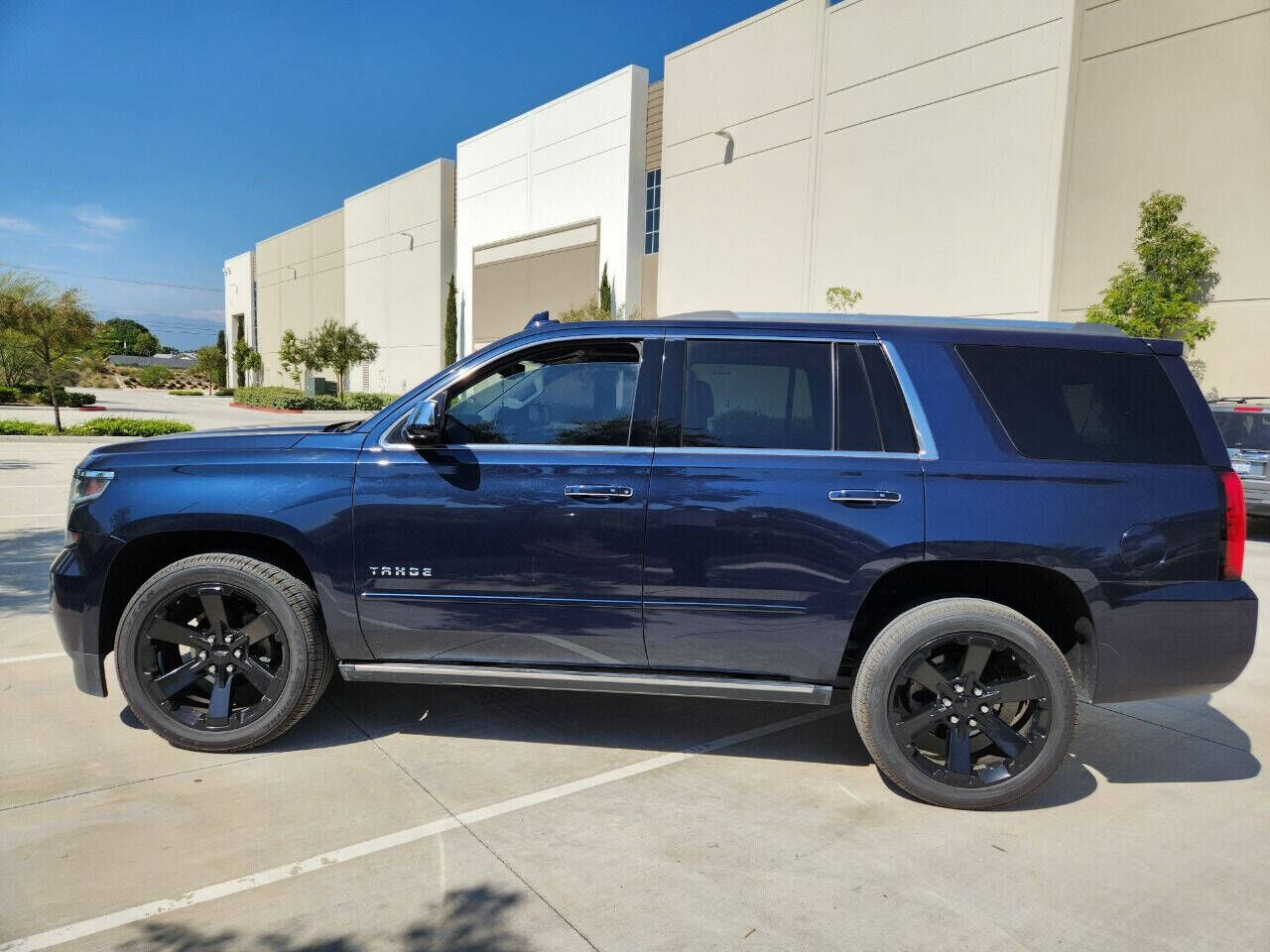 2017 CHEVROLET Tahoe