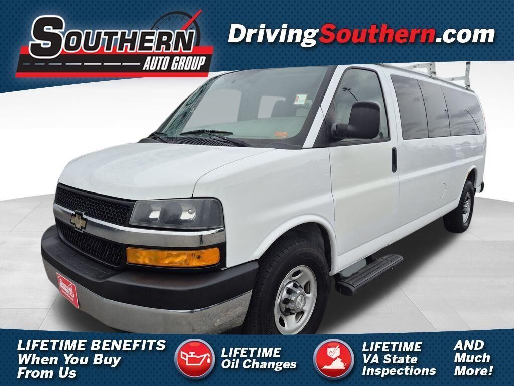 2017 CHEVROLET Express