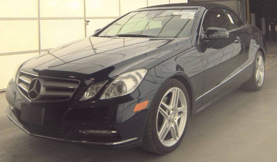 2013 MERCEDES-BENZ E-Class