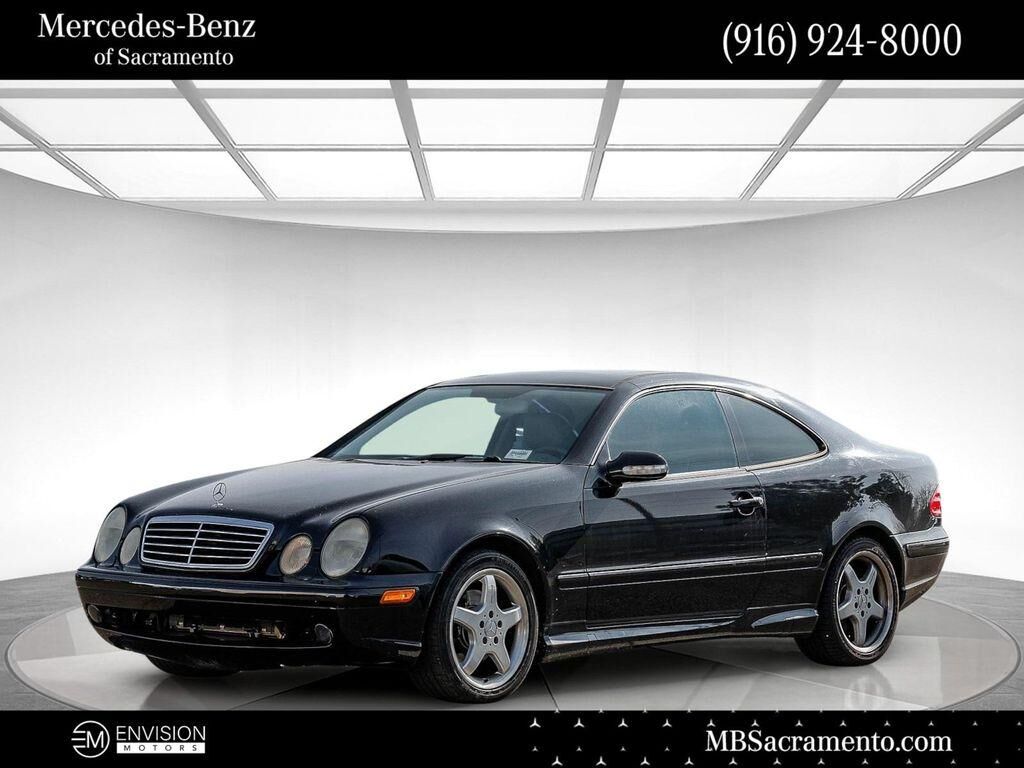 2002 MERCEDES-BENZ CLK-Class
