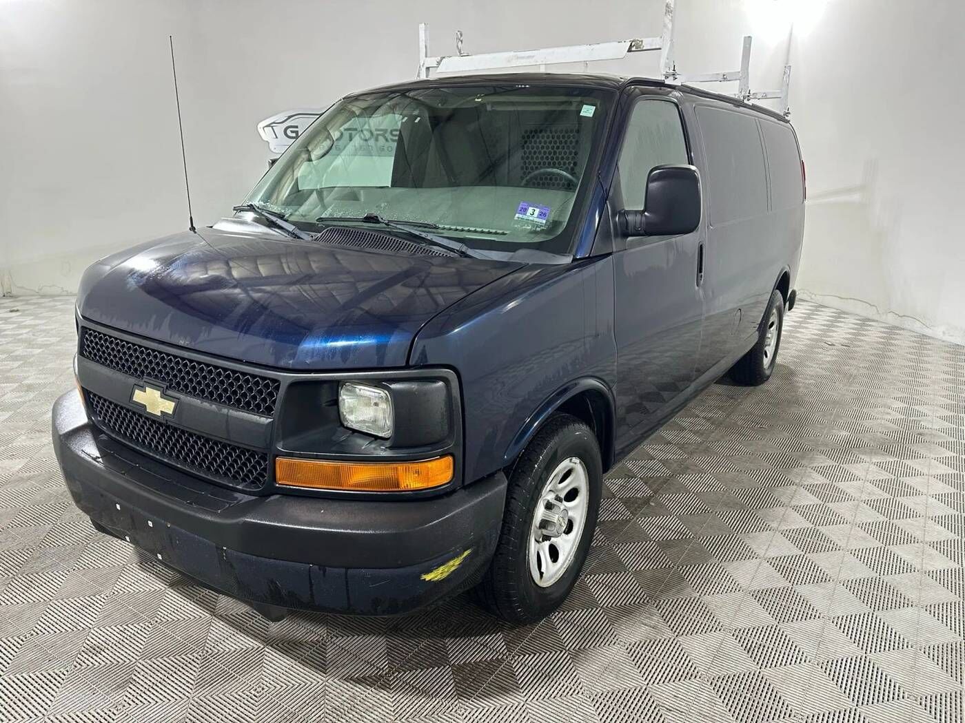 2011 CHEVROLET Express