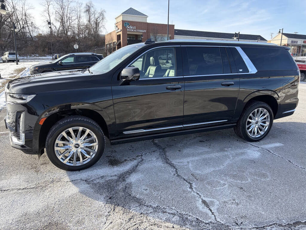 2022 CADILLAC Escalade ESV