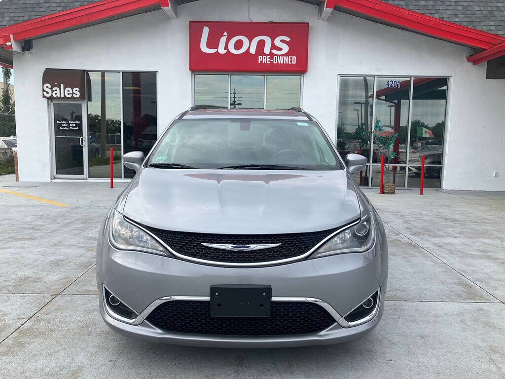 2019 CHRYSLER Pacifica