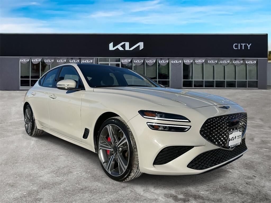 2025 GENESIS G70