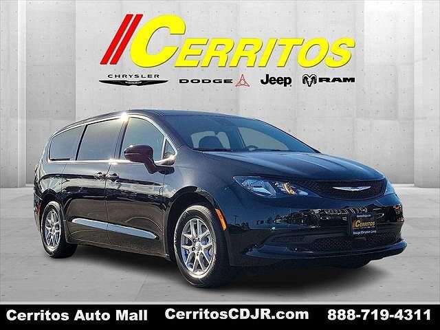 2025 CHRYSLER Voyager