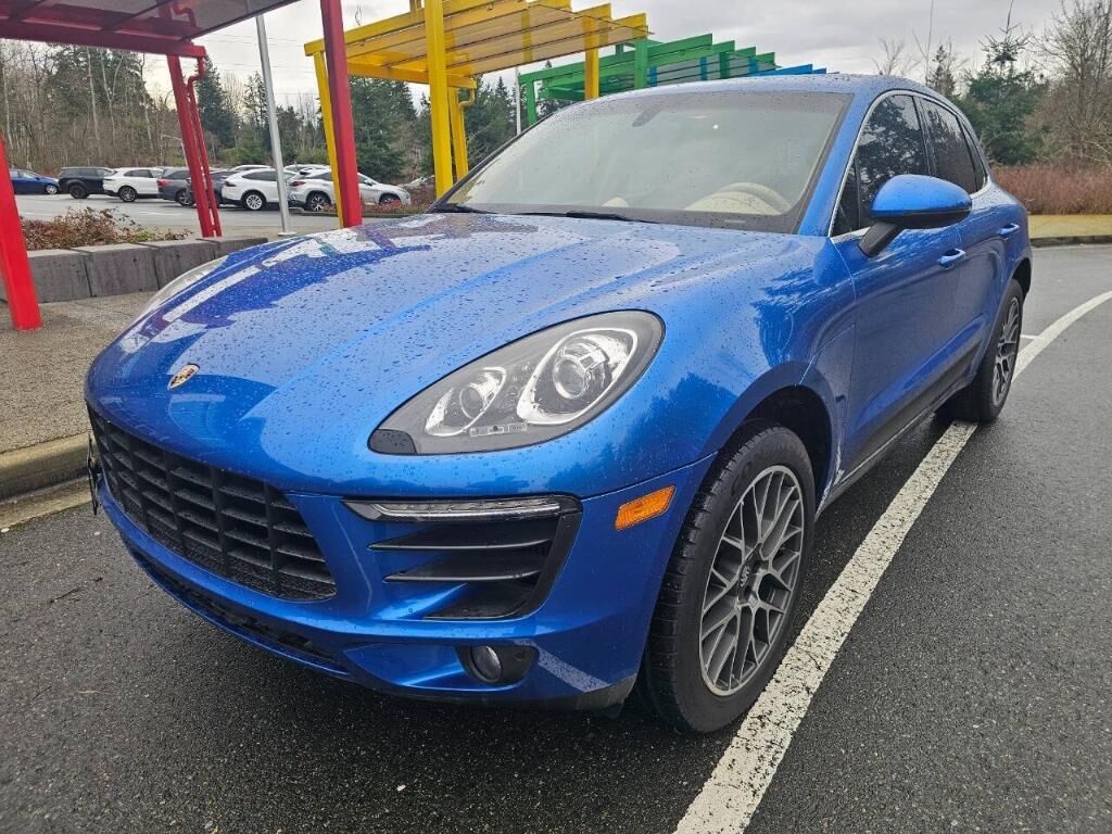 2015 PORSCHE Macan