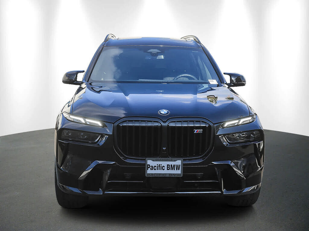 2026 BMW X7