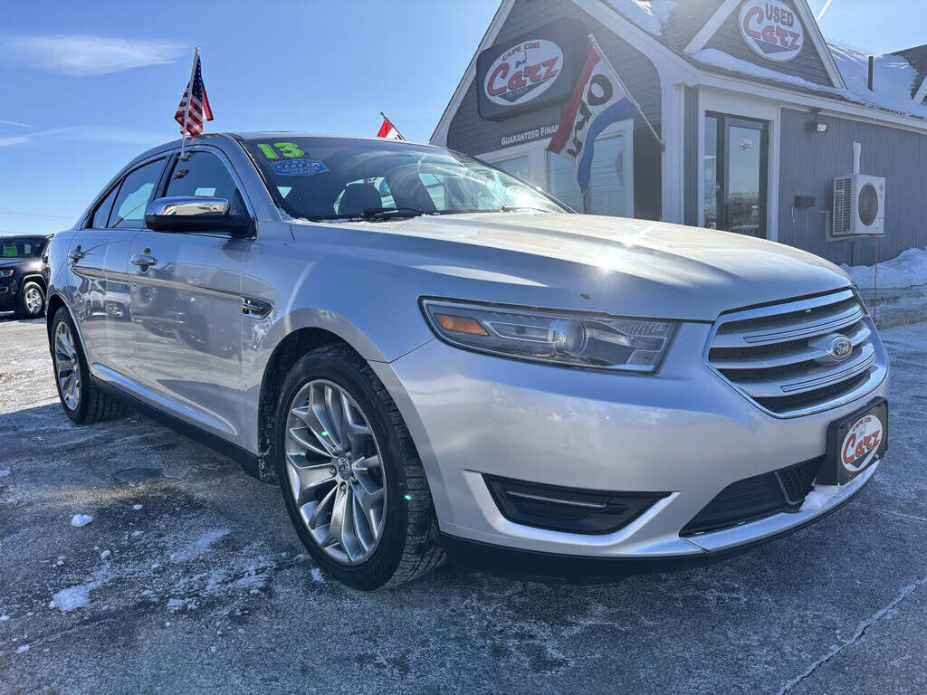 2013 FORD Taurus