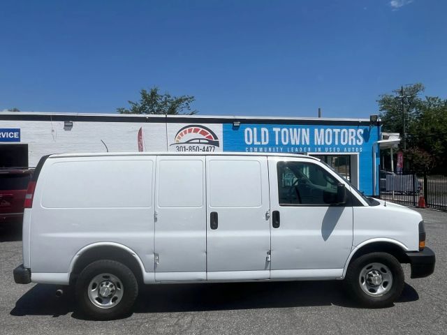 2021 CHEVROLET Express