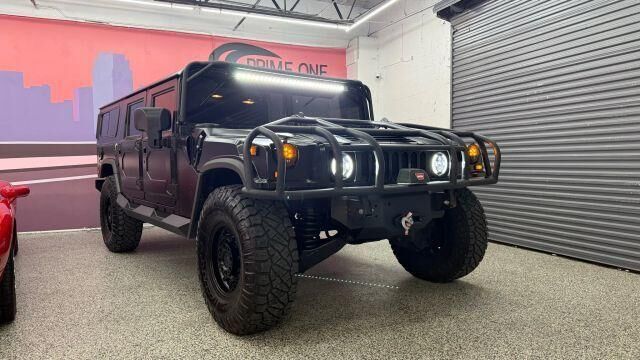 HUMMER H1