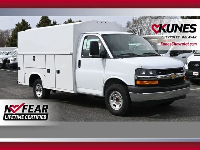 2024 CHEVROLET Express