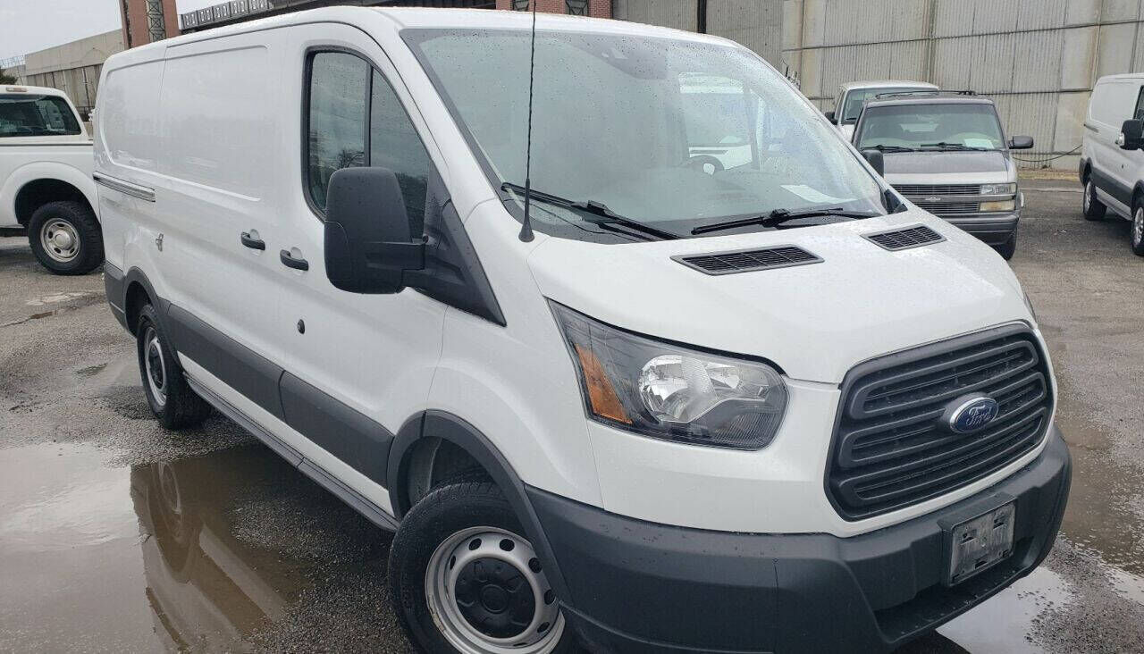 2017 FORD Transit