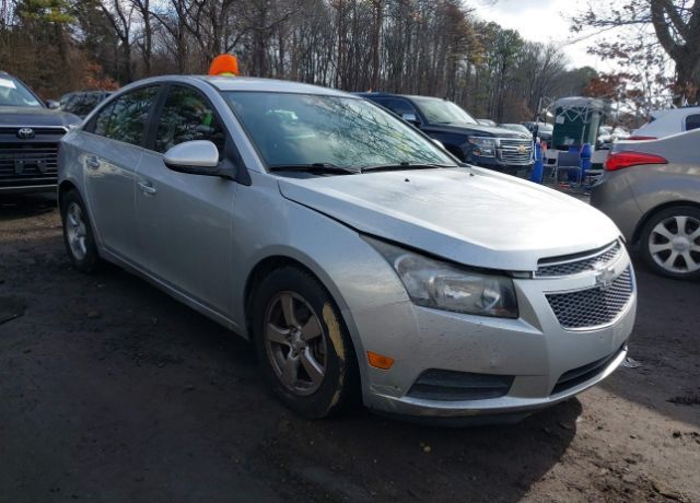 2014 CHEVROLET Cruze