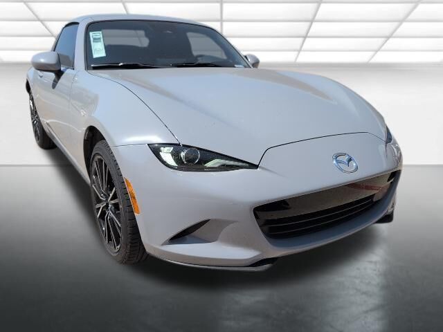 2025 MAZDA MX-5